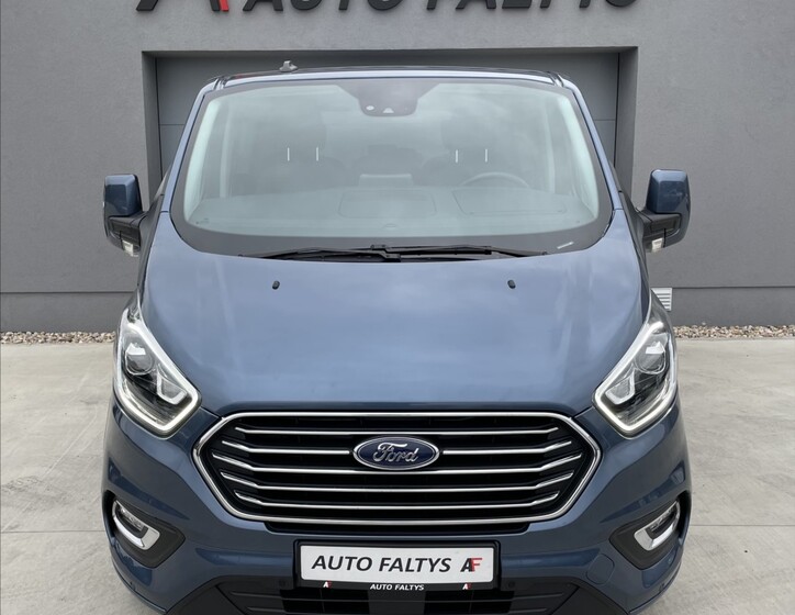 Ford Tourneo Custom 8