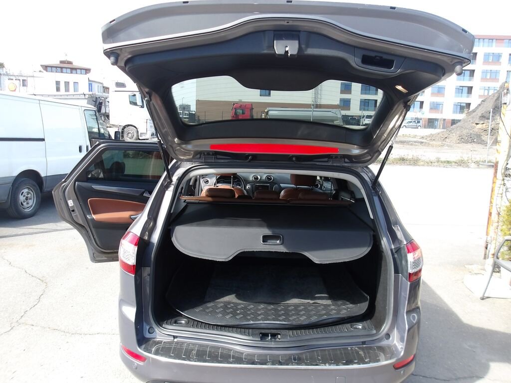 Ford Mondeo Kombi 2,0 l 120 kw