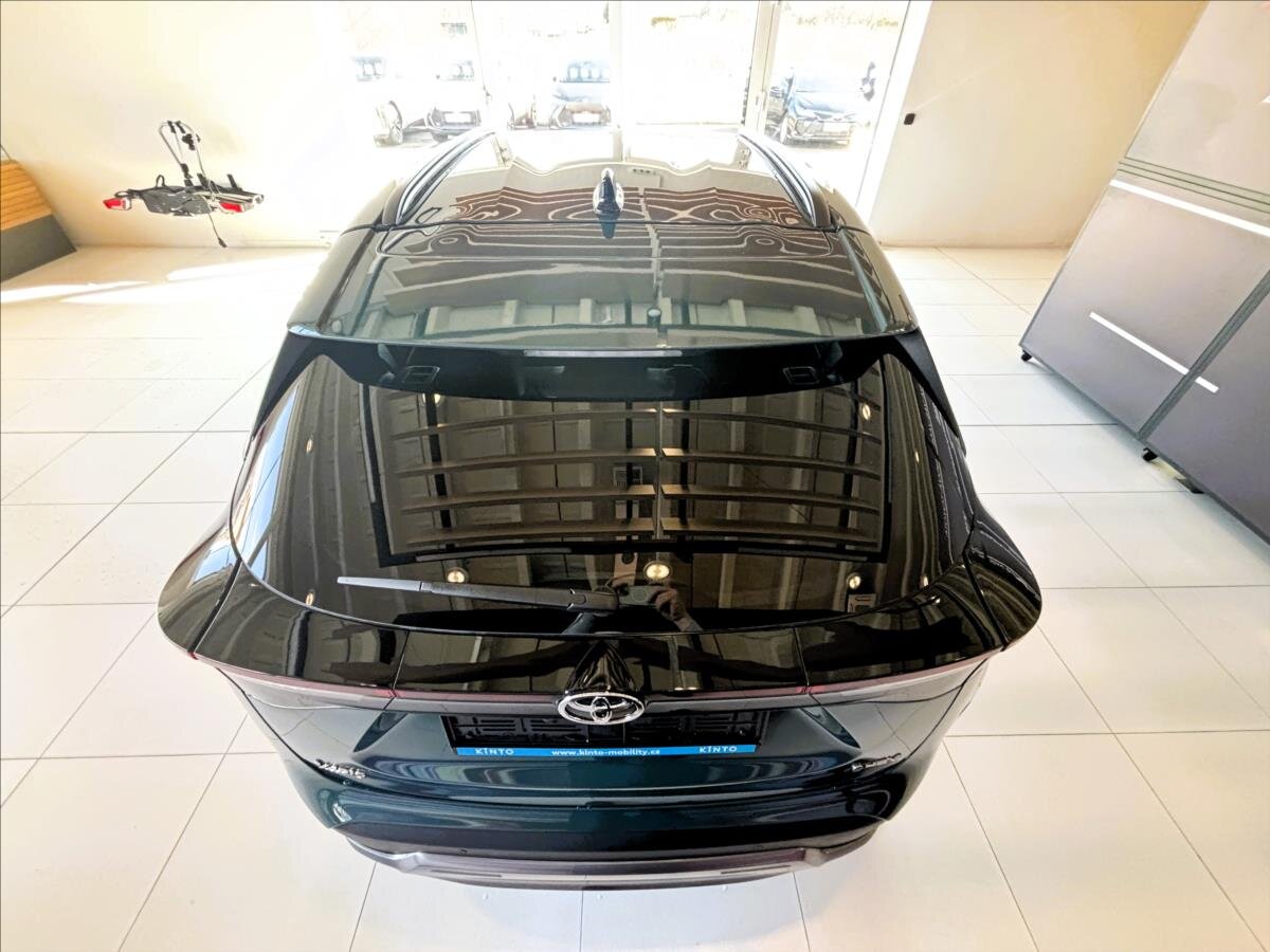 Toyota Yaris Cross SUV 1,5 l 96 kw