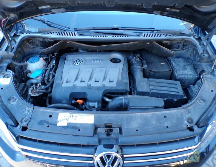 Volkswagen Touran Kombi 2,0 l 103 kw