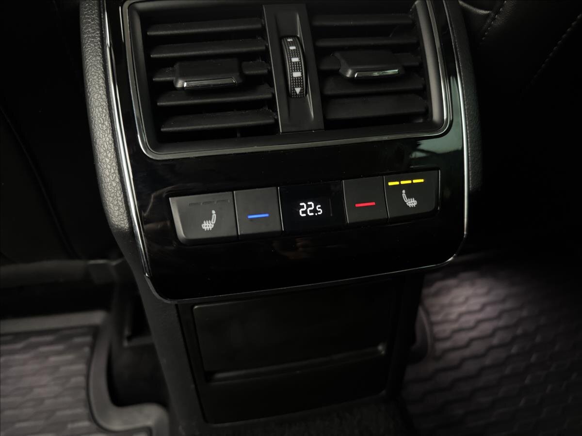 Škoda Superb Kombi 2,0 l 140 kw