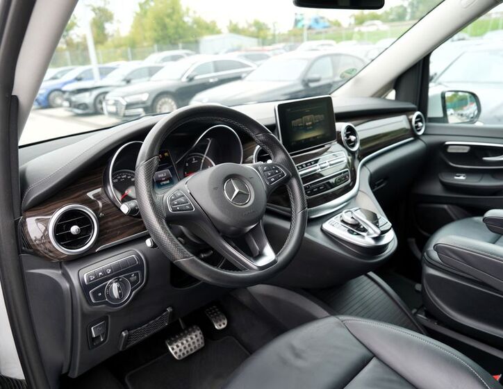 Mercedes-Benz Třídy V 22