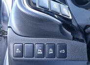 Mitsubishi Outlander SUV / Terénní 2,0 l 110 kw