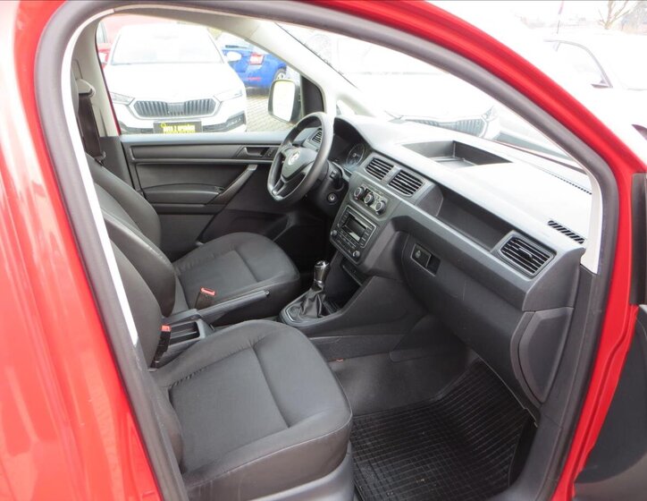 Volkswagen Caddy Skříň 1,4 l 81 kw