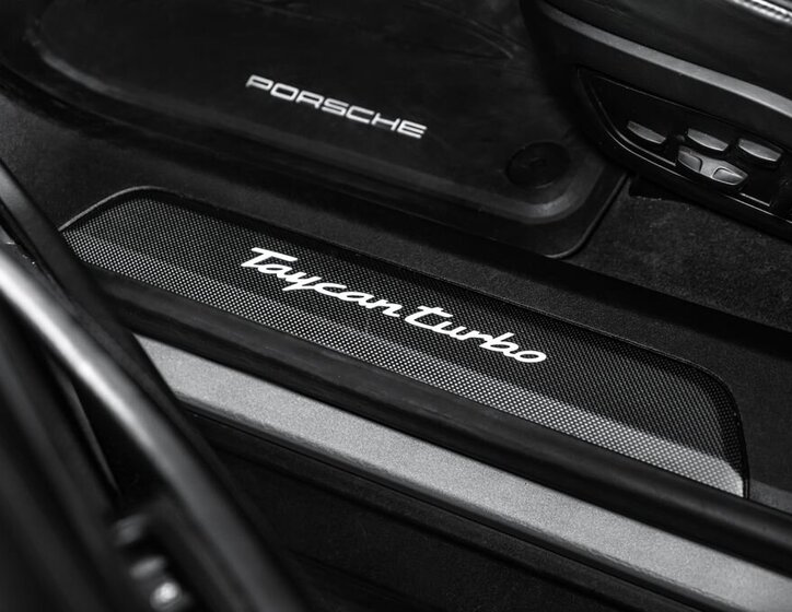 Porsche Taycan Kombi 0,0 500 kw