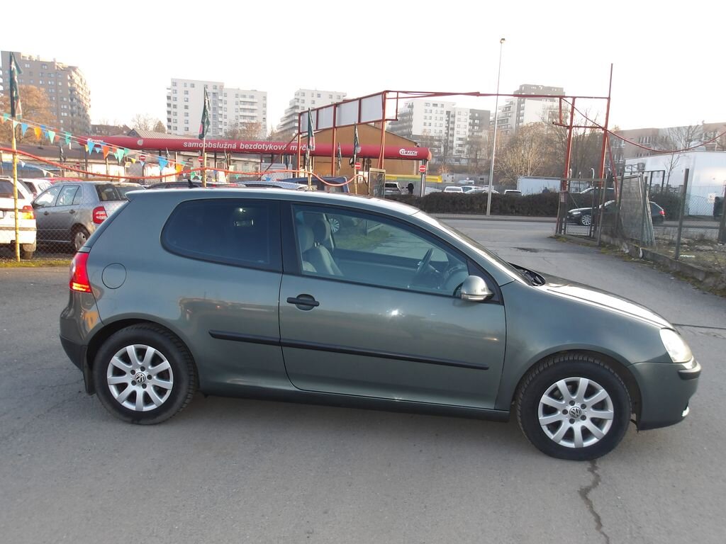 Volkswagen Golf Hatchback 1,6 l 85 kw