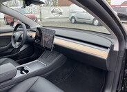 Tesla Model 3 22