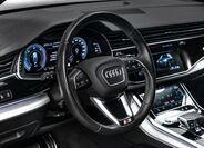 Audi Q7 15