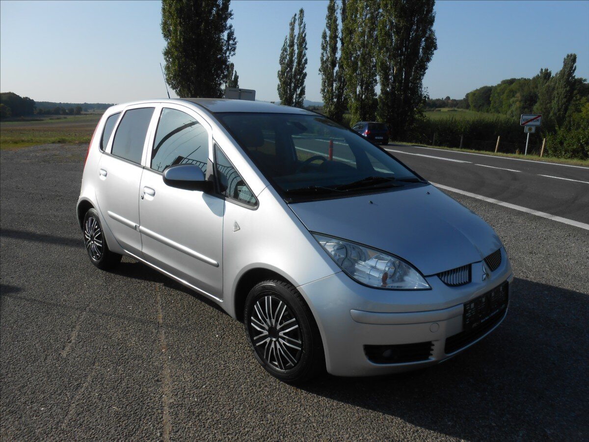Mitsubishi Colt Hatchback 1,3 l 70 kw