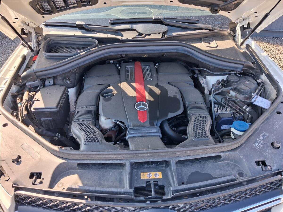 Mercedes-Benz GLE Kombi 3,0 l 270 kw