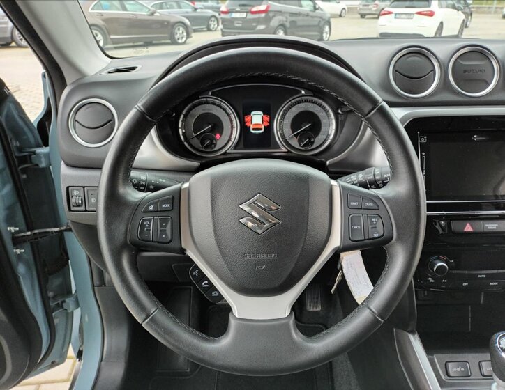 Suzuki Vitara SUV 1,4 l 103 kw
