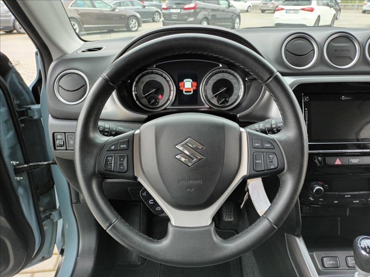 Suzuki Vitara SUV 1,4 l 103 kw