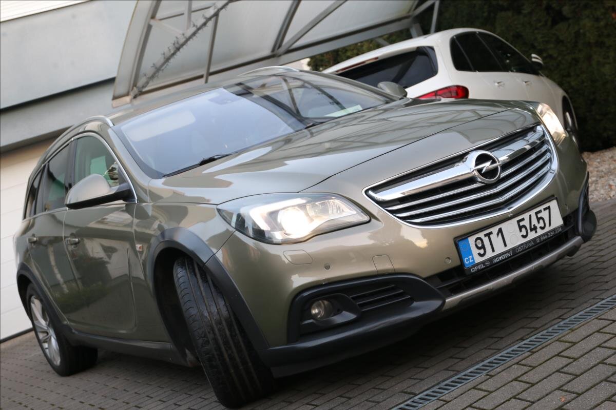 Opel Insignia Kombi 2,0 l 143 kw