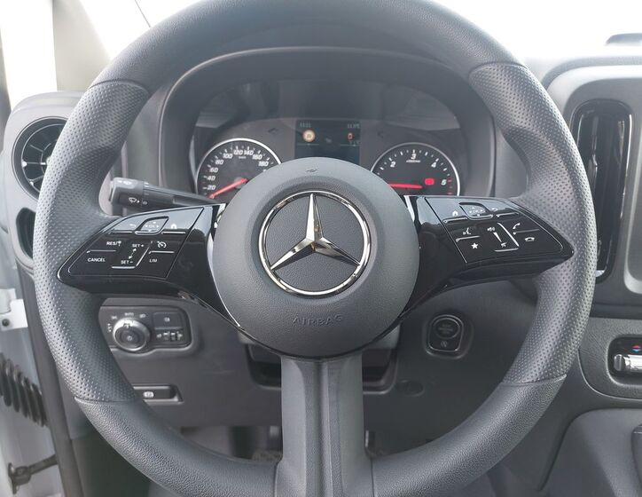 Mercedes-Benz Vito 17