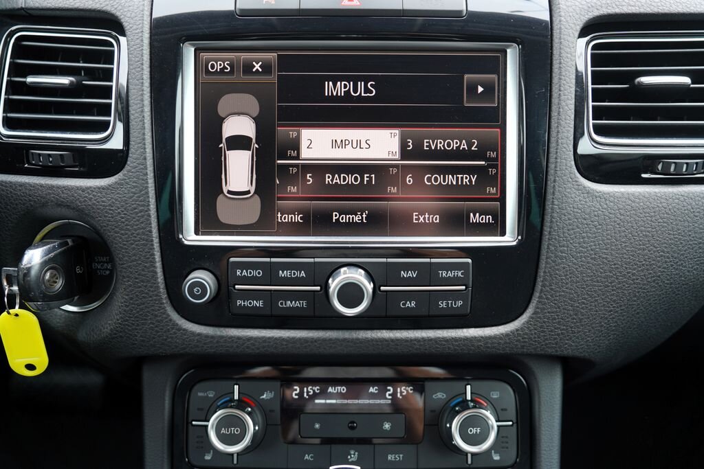 Volkswagen Touareg SUV / Terénní 3,0 l 176 kw