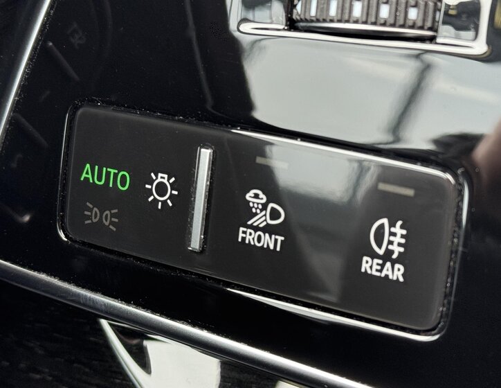 Audi Q8 SUV 3,0 l 210 kw