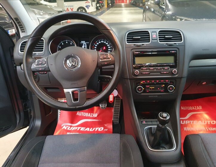Volkswagen Golf Hatchback 1,2 l 63 kw