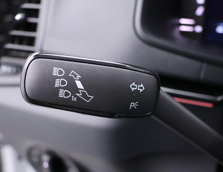 Škoda Karoq SUV / Terénní 2,0 l 110 kw