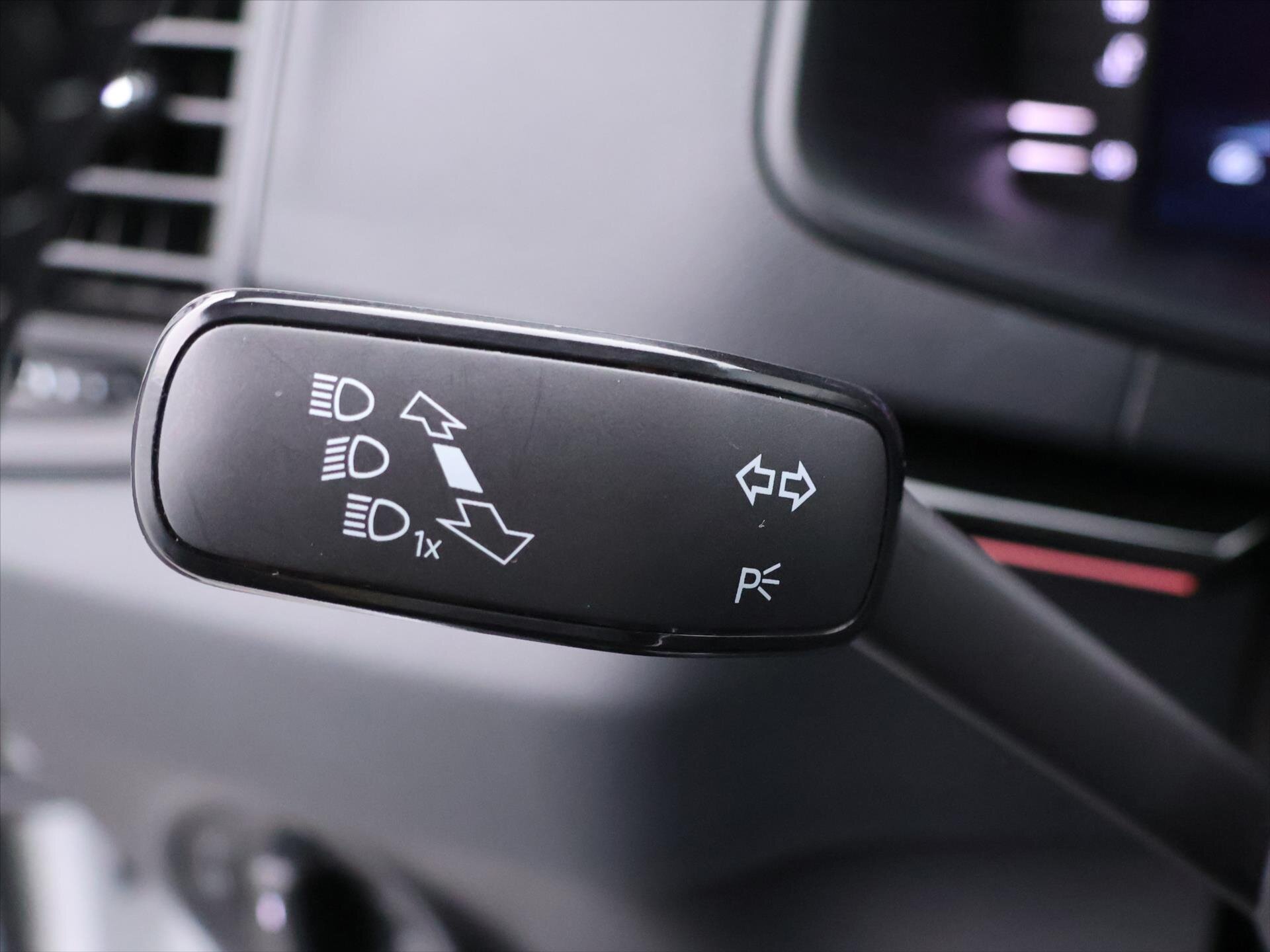 Škoda Karoq SUV / Terénní 2,0 l 110 kw