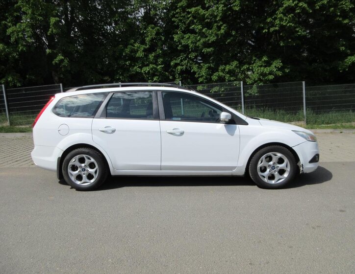 Ford Focus Kombi 1,6 l 66 kw