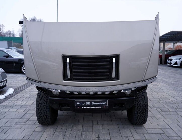 Hummer H2 SUV 6,0 l 232 kw
