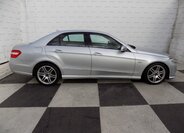 Mercedes-Benz Třídy E Sedan / Limuzína 2,1 l 125 kw