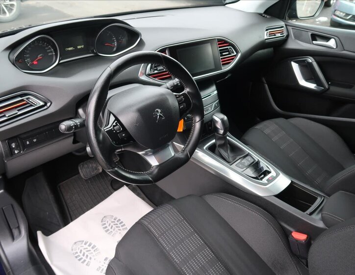 Peugeot 308 Kombi 2,0 l 110 kw