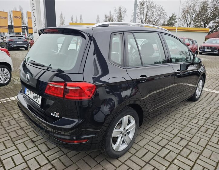 Volkswagen Golf Sportsvan 6