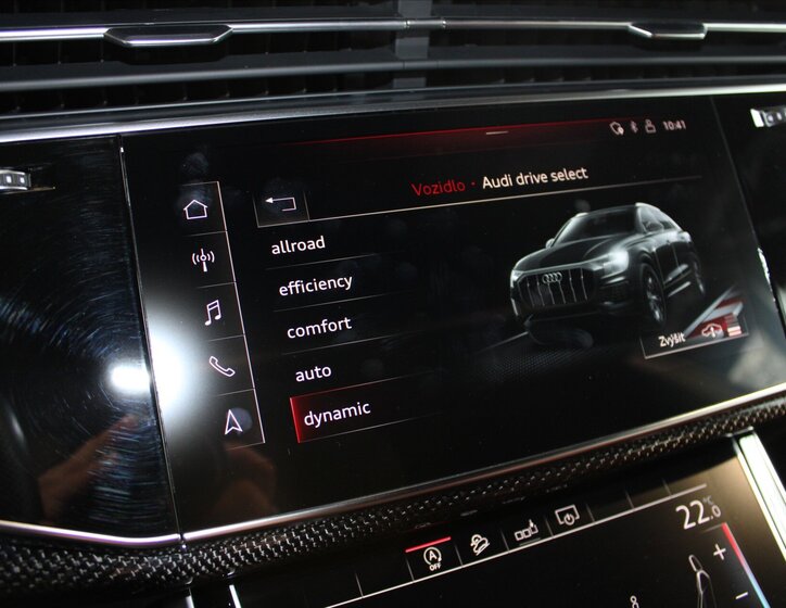 Audi SQ8 SUV / Terénní 4,0 l 320 kw