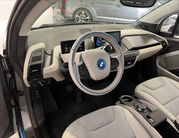 BMW i3 Hatchback 647,0 125 kw