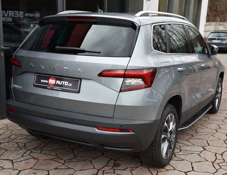 Škoda Karoq SUV / Terénní 1,5 l 110 kw
