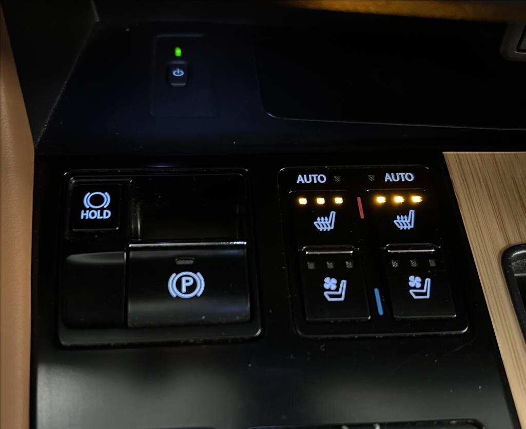 Lexus RX 450h SUV 3,5 l 193 kw