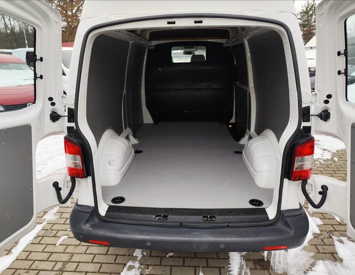 Volkswagen Transporter VAN-Minibus 2,0 l 84 kw