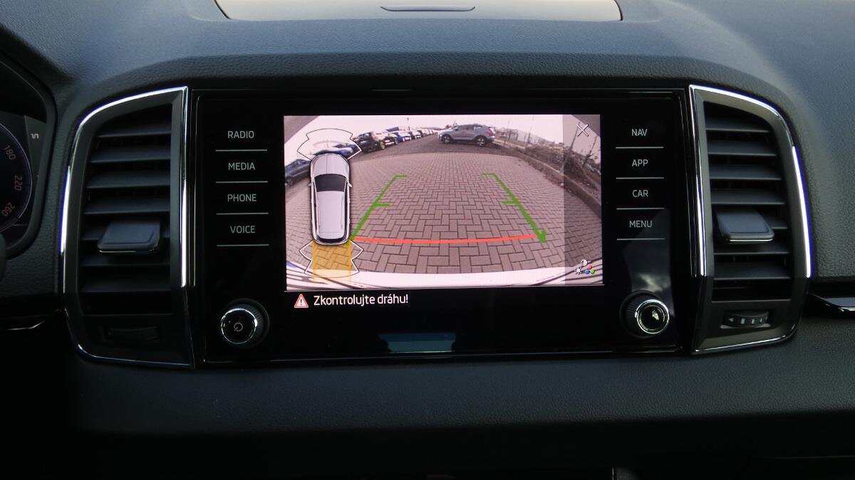 Škoda Karoq SUV / Terénní 1,5 l 110 kw