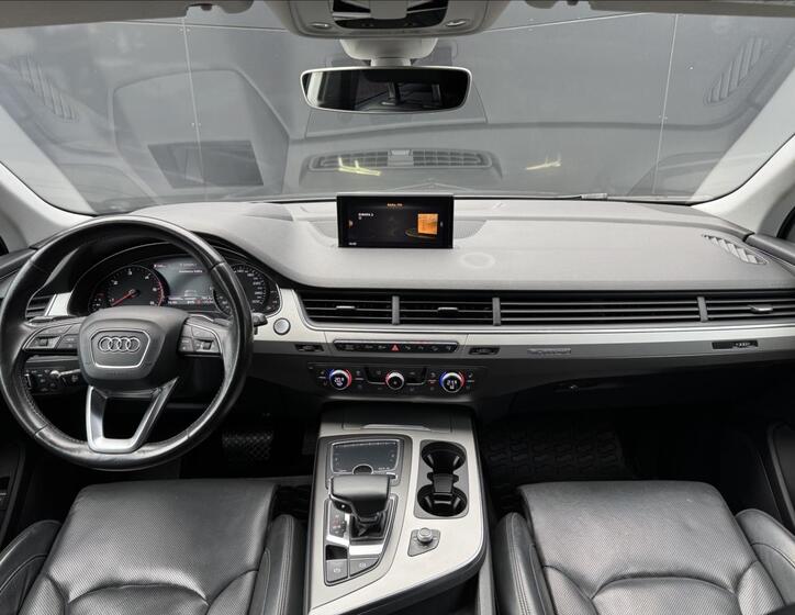 Audi Q7 14