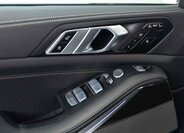 BMW X7 SUV / Terénní 3,0 l 259 kw