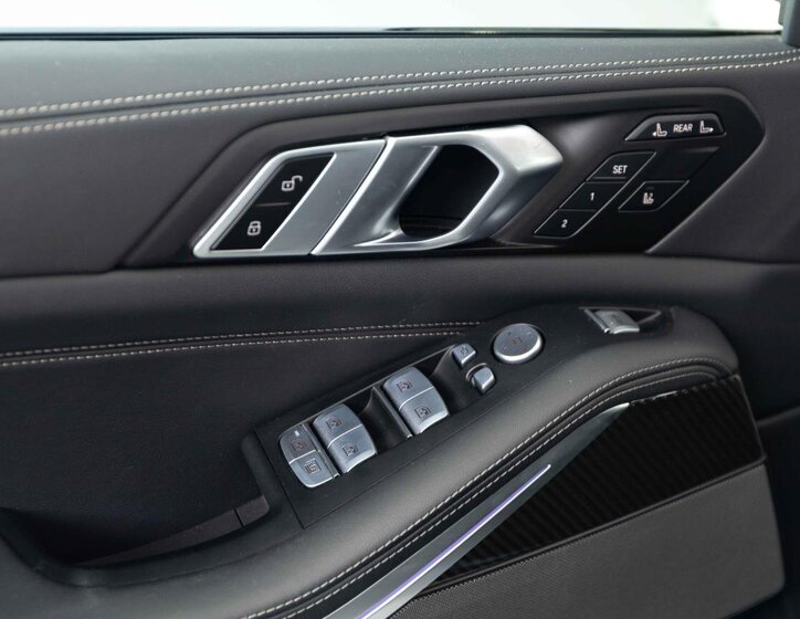 BMW X7 SUV / Terénní 3,0 l 259 kw