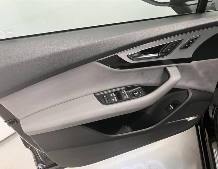 Audi Q7 SUV 3,0 l 200 kw