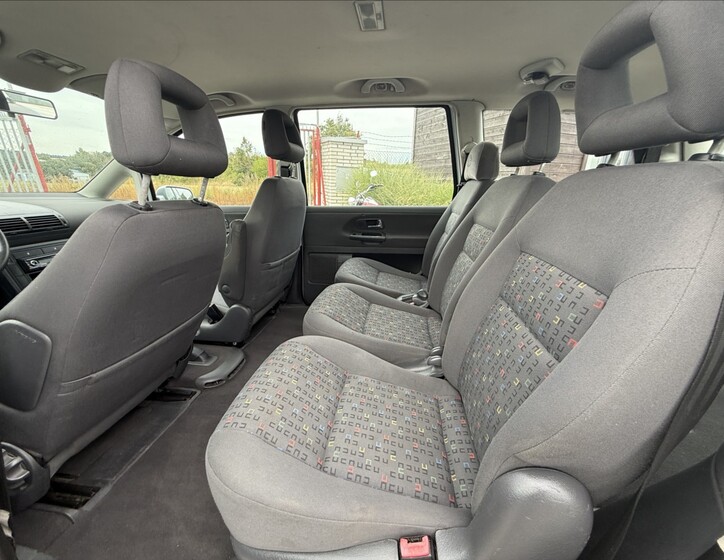 Seat Alhambra 17