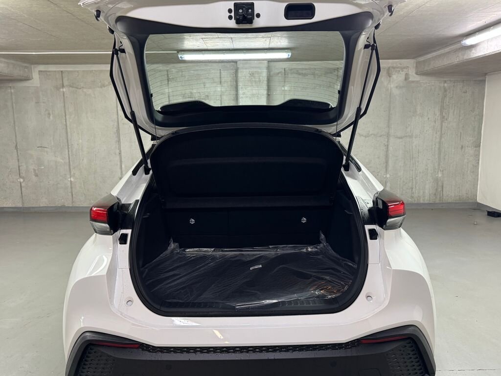 Toyota C-HR Hatchback 1,8 l 90 kw