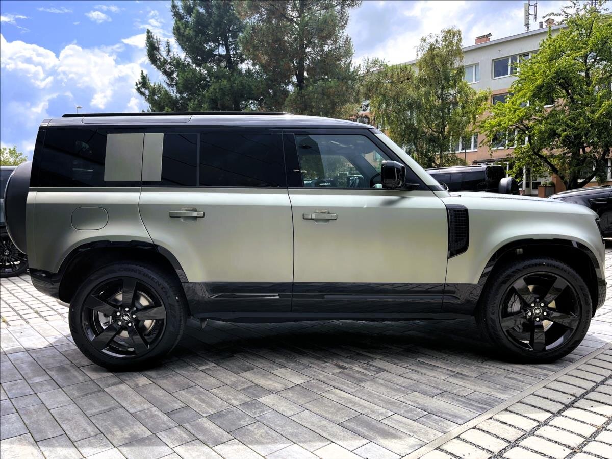 Land Rover Defender SUV / Terénní 3,0 l 221 kw