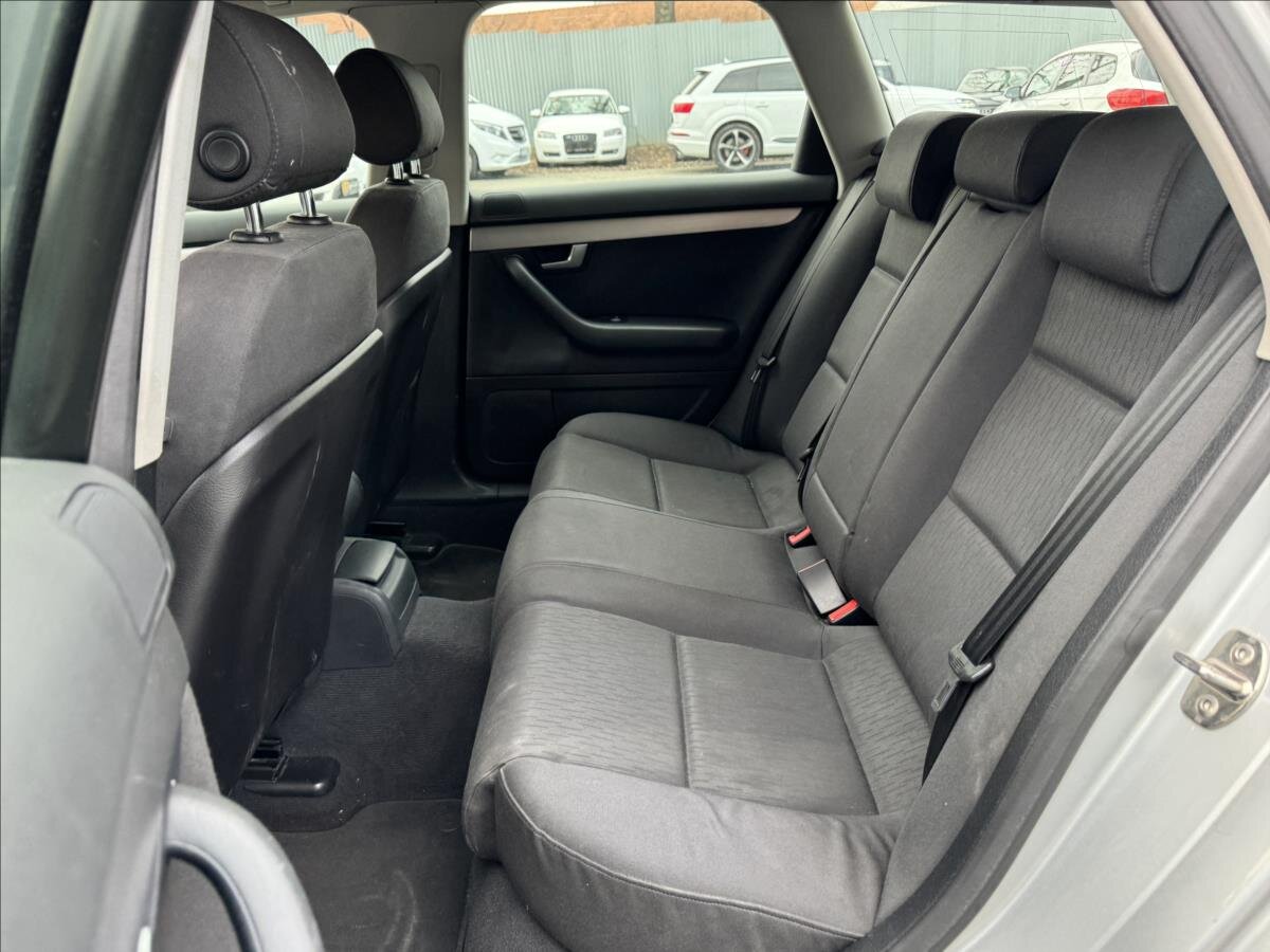 Audi A4 Kombi 2,0 l 103 kw
