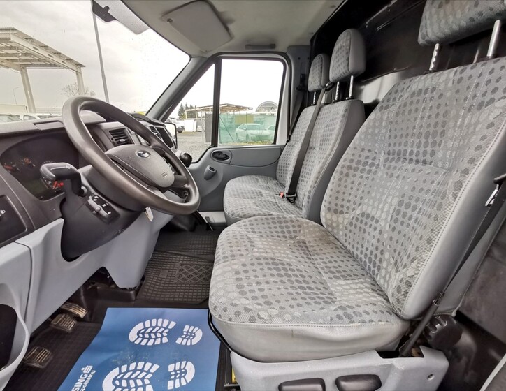 Ford Transit 5