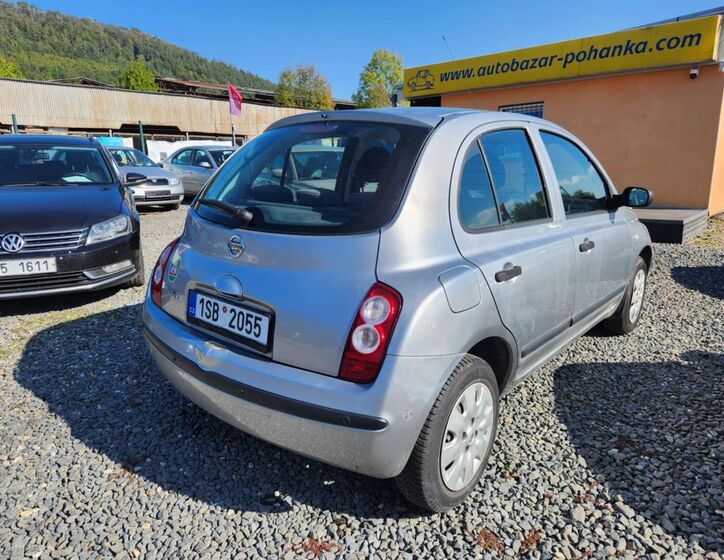 Nissan Micra 8