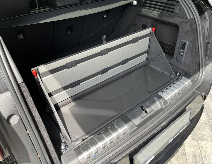 Land Rover Range Rover Sport SUV / Terénní 3,0 l 258 kw