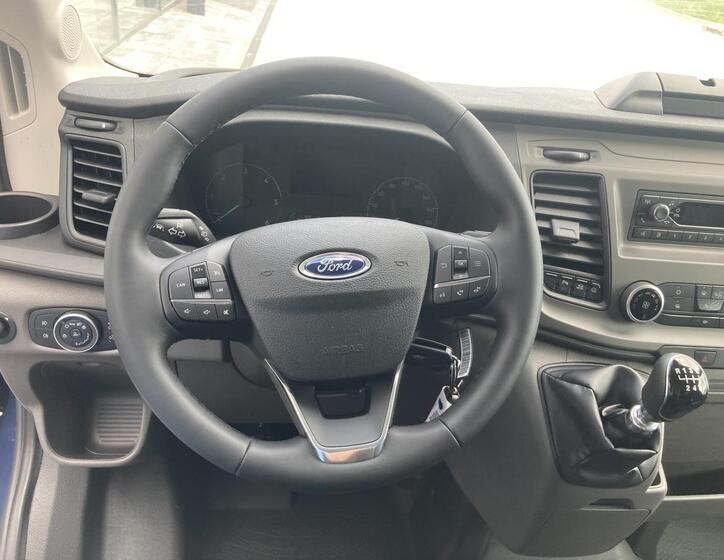 Ford Transit 10