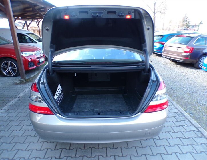 Mercedes-Benz Třídy S Sedan / Limuzína 3,0 l 173 kw