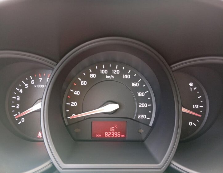 KIA Rio Hatchback 1,2 l 63 kw