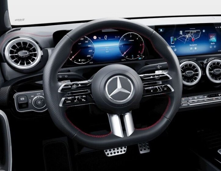 Mercedes-Benz CLA 6