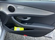 Mercedes-Benz Třídy E Sedan / Limuzína 3,0 l 190 kw